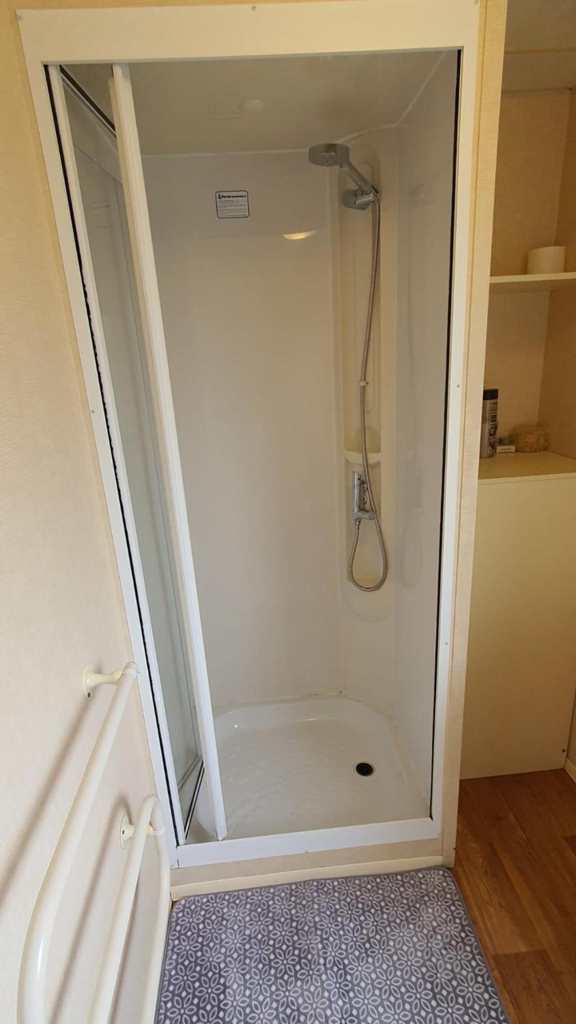 8 Berth Holiday Home At St Osyth Holiday Park Saint Osyth المظهر الخارجي الصورة